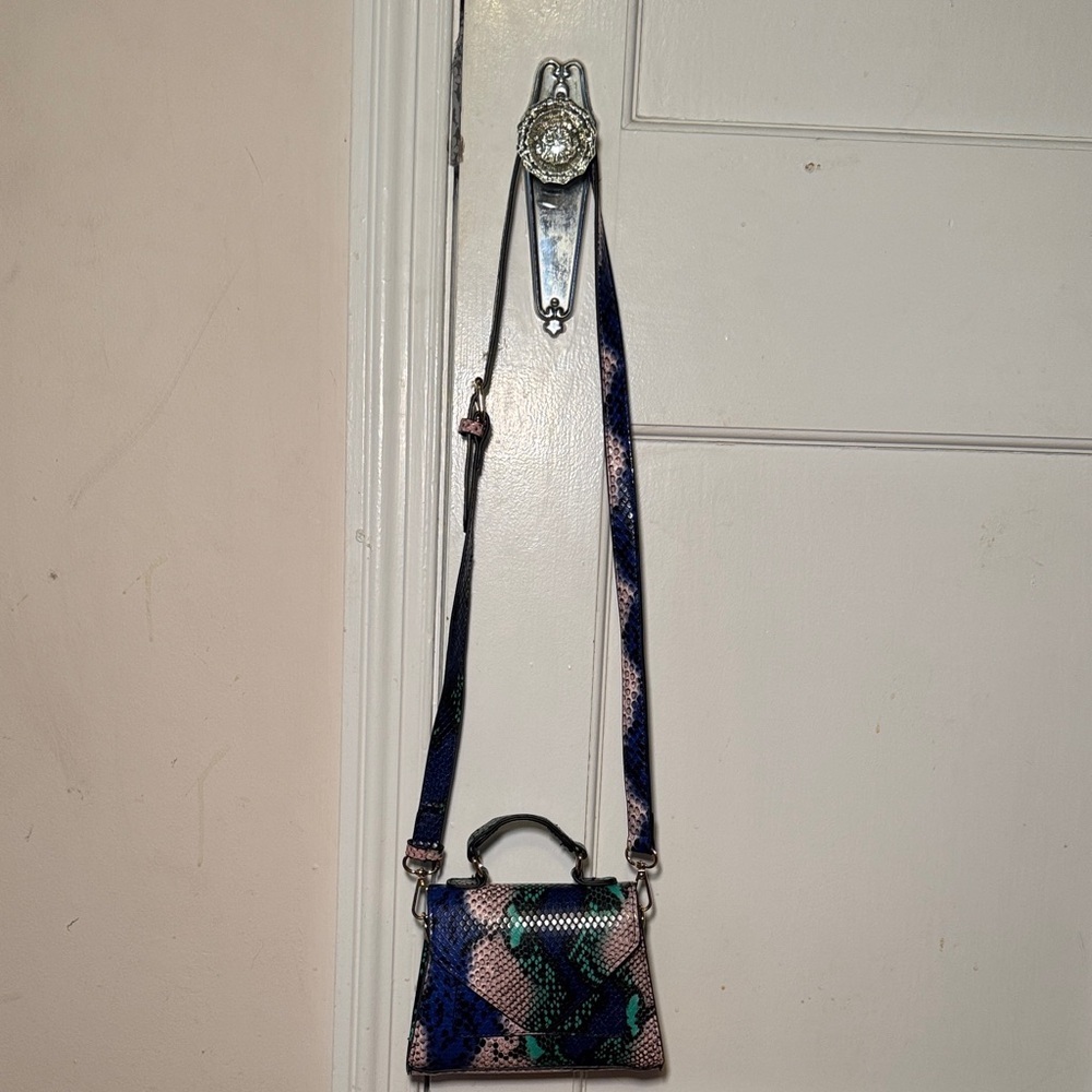 Stylish Multicolor Snake Print Mini Handbag - Picture 2 of 11